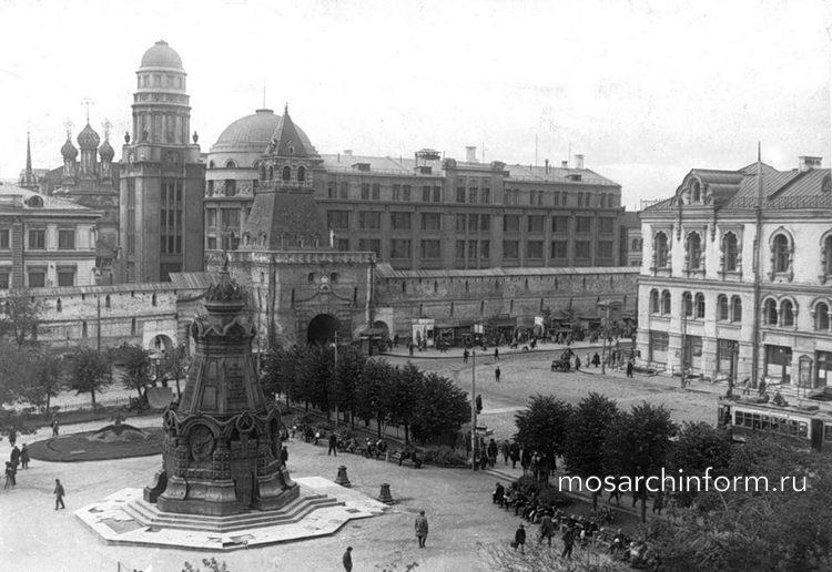 Площадь Ильинских ворот в 1929 году