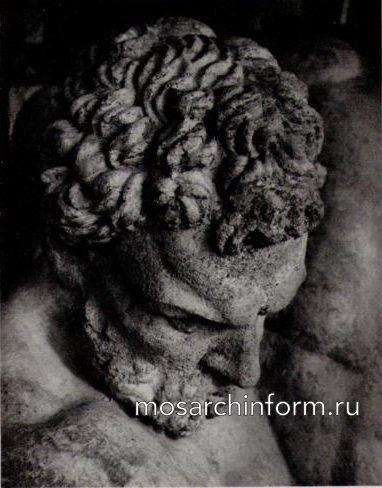 Горный институт. Скульптурная группа «Геркулес, удушающий Антея». Фрагмент. После реставрации